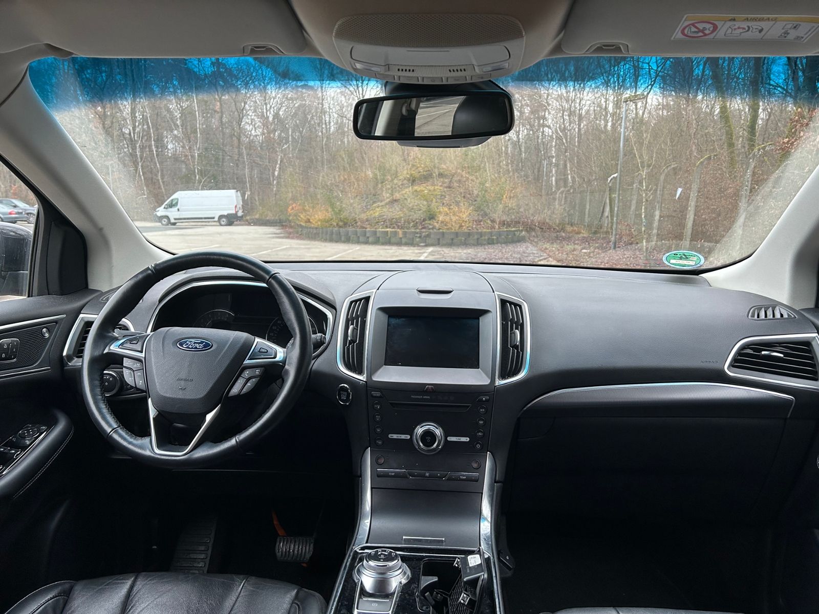 Fahrzeugabbildung Ford Edge 2.0 4x4 Aut. Titanium AHK MOTORSCHADEN