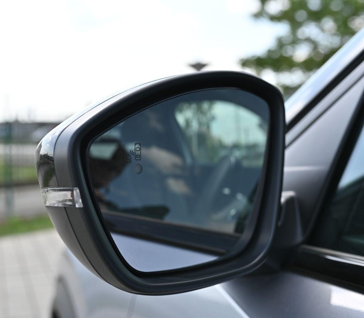 Peugeot 2008 GT Hybrid 145 e-DSC6 Alcantara-Paket*Grip