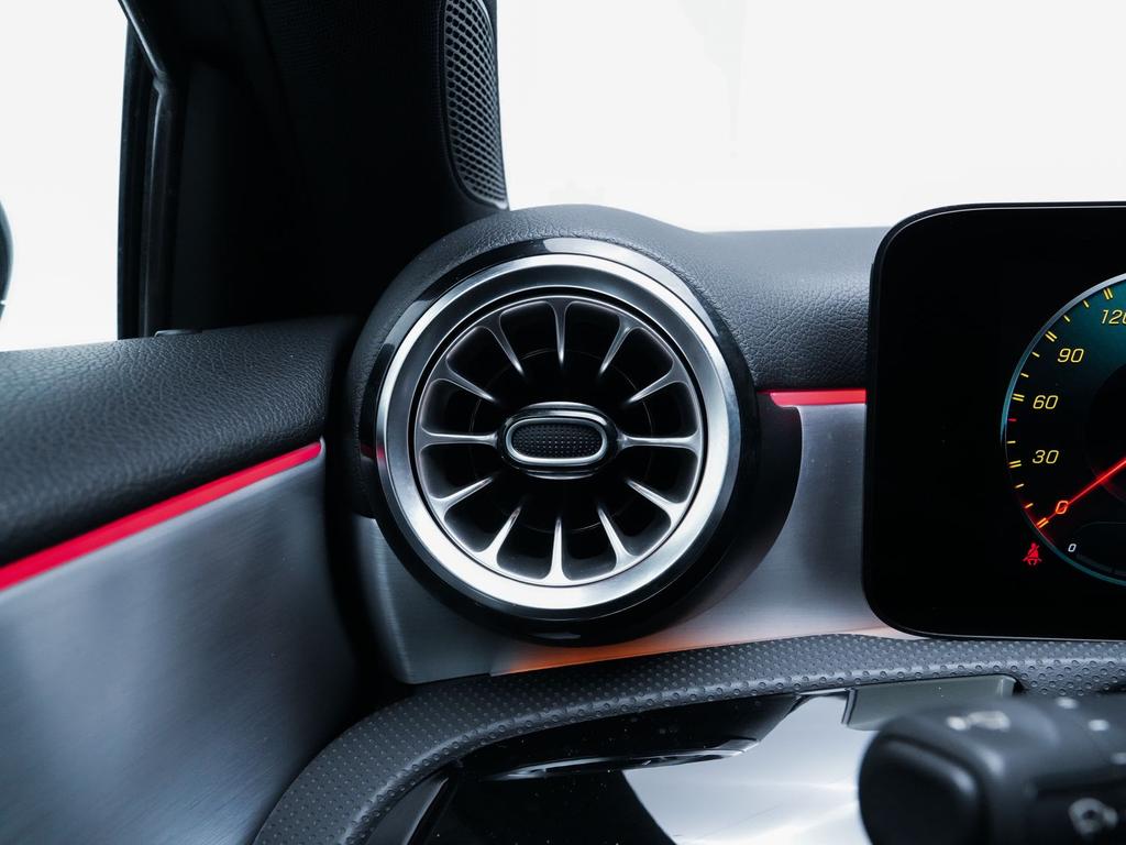 Mercedes-Benz A 45 AMG