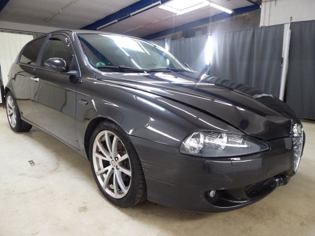 Alfa Romeo 147 2.0 TS *Selespeed*Leder*Klima*SHZ*