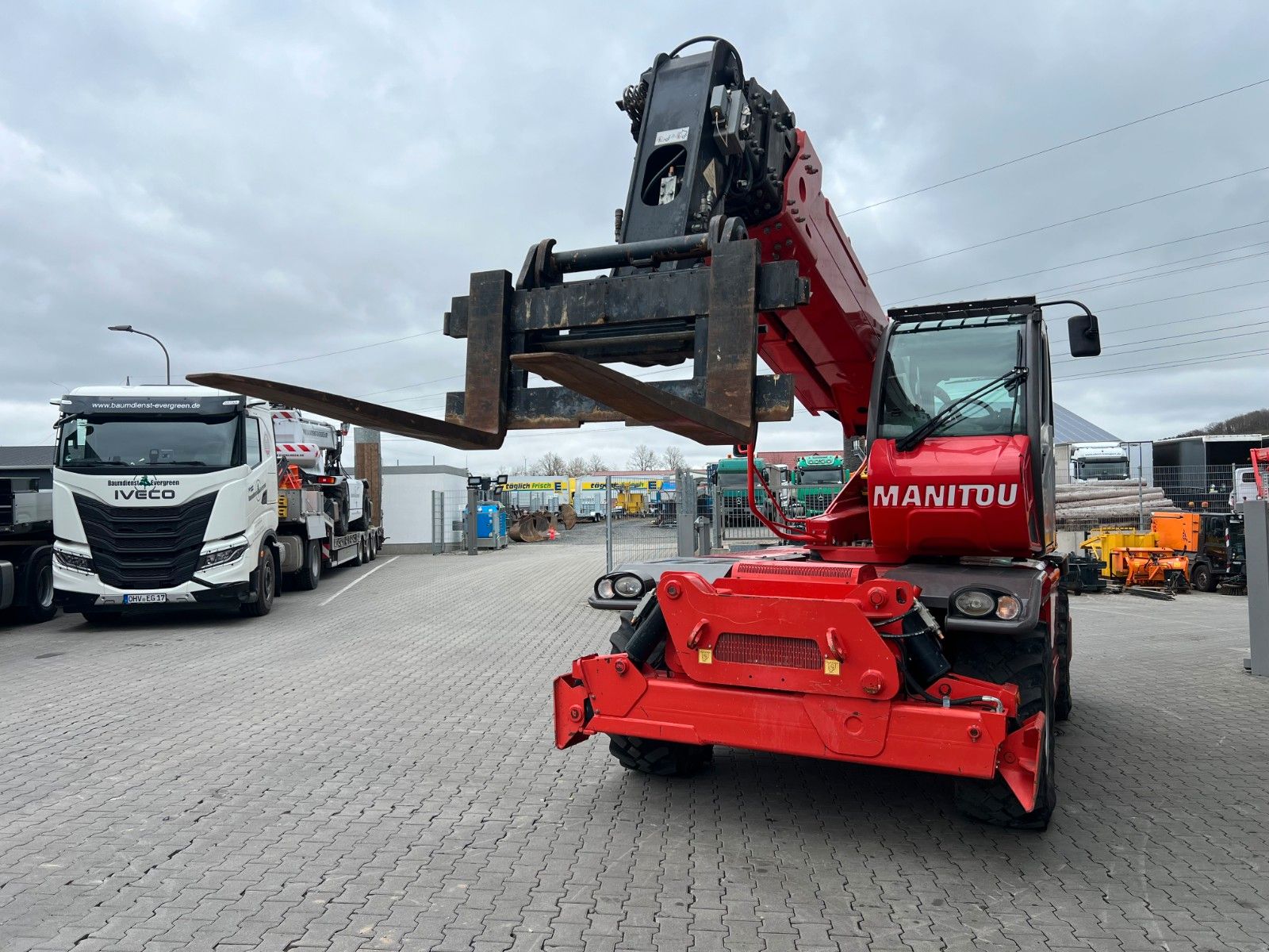 Fahrzeugabbildung Manitou MRT 2150 + / nur 2.463h! / Funk / Gabel