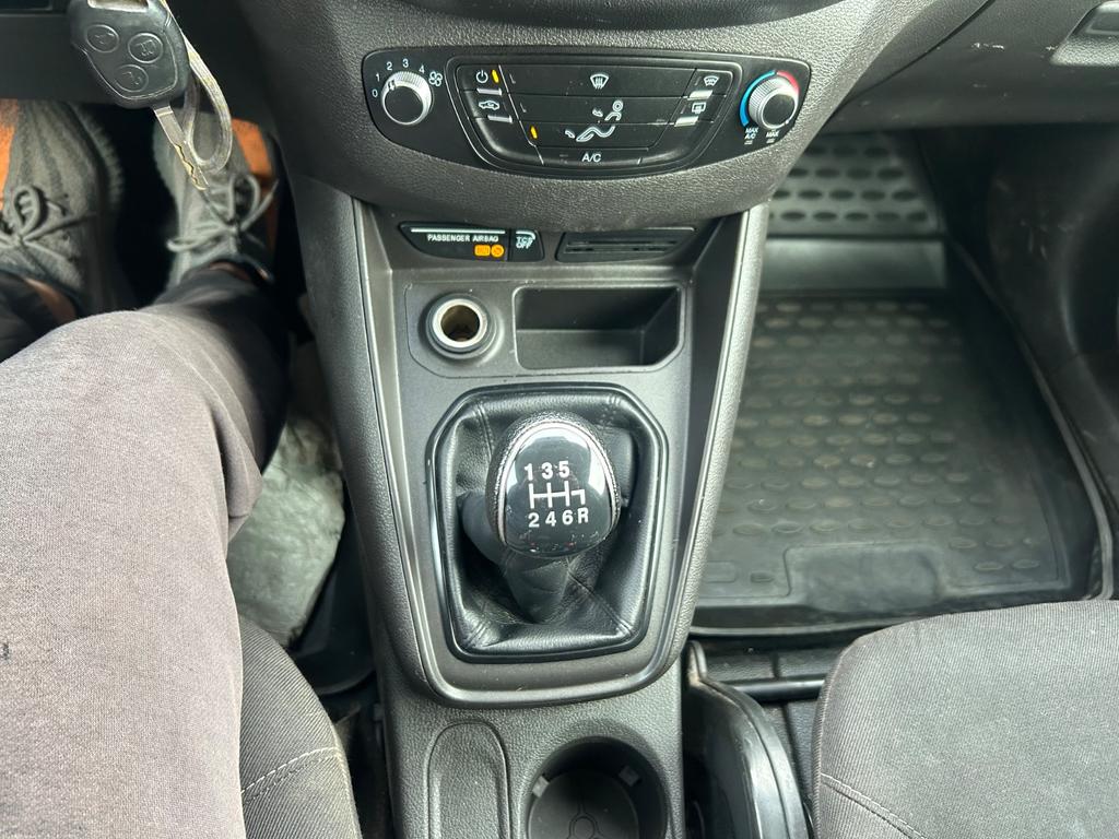 Ford Transit Courier