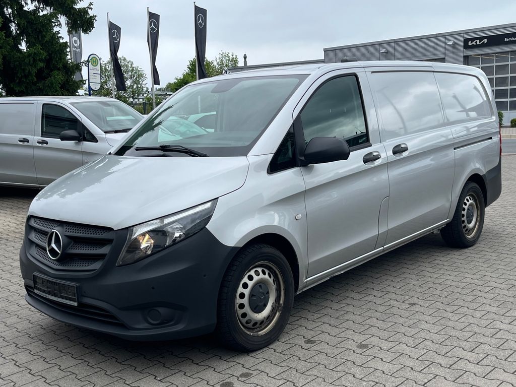 Image of Mercedes-Benz Vito