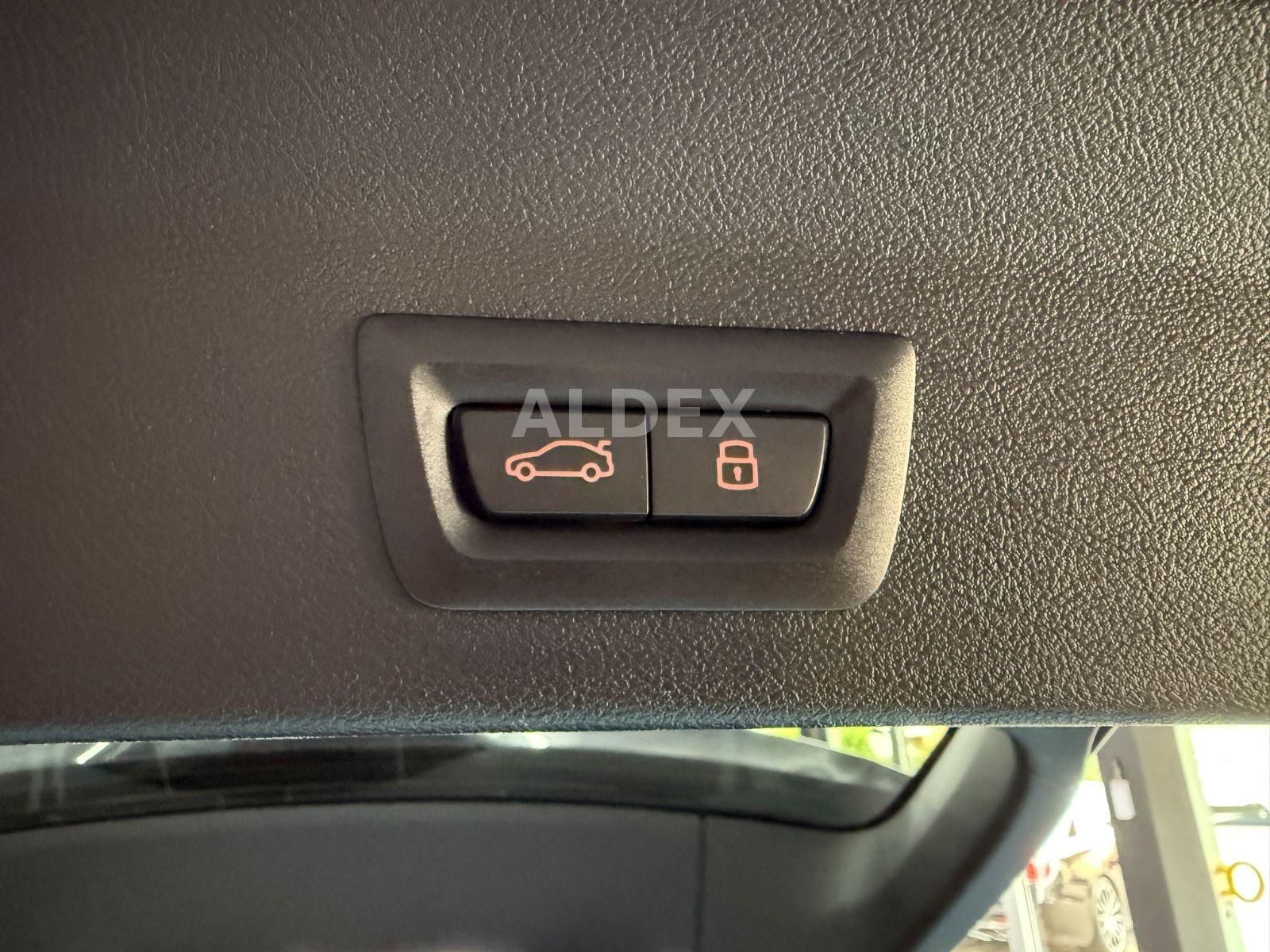BMW X3 M40i PANO°HUD°AHK°H&K°DRIVING PROF°KEY°KAMERA