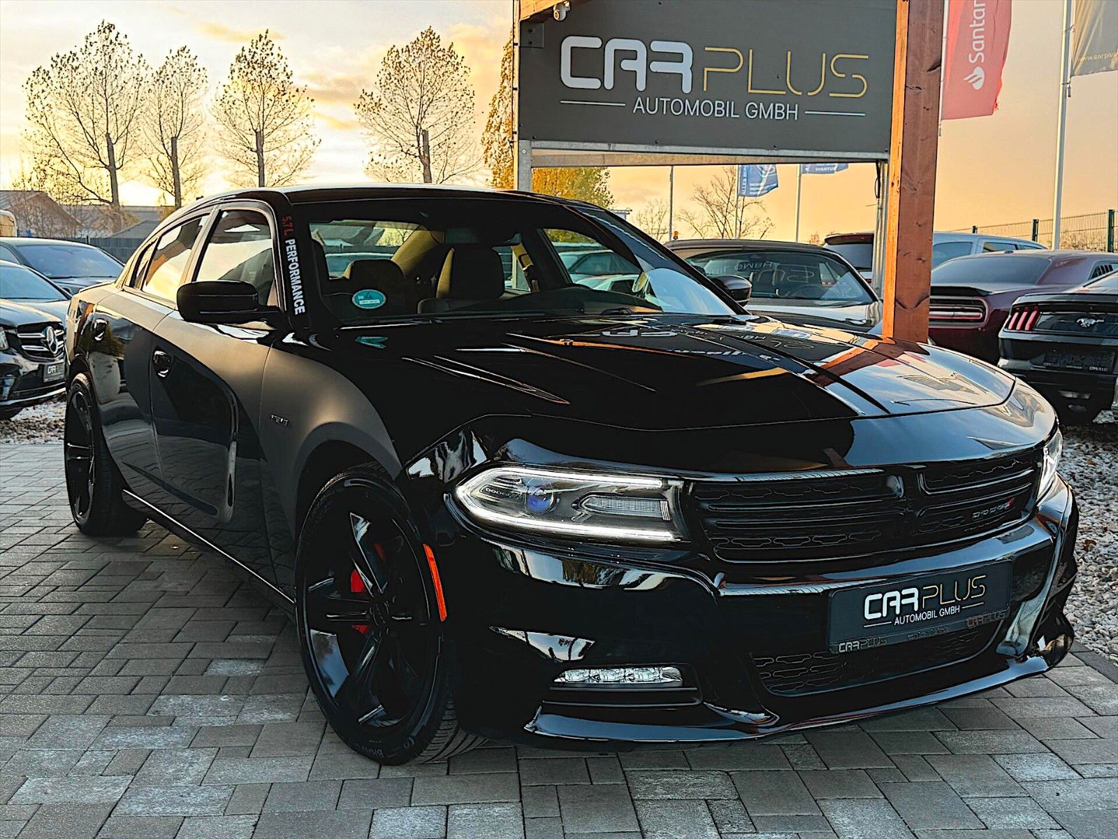 Fahrzeugabbildung Dodge Charger 5.7 V8 HEMI R/T Black Edition LPG  *LED*