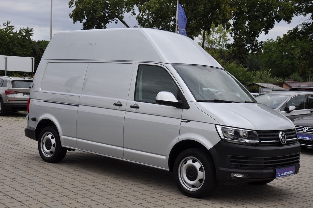 Transporter Mit Hochdach