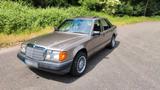 Mercedes-Benz Mercedes Benz W124 230E - Mercedes-Benz 230: W124 230e