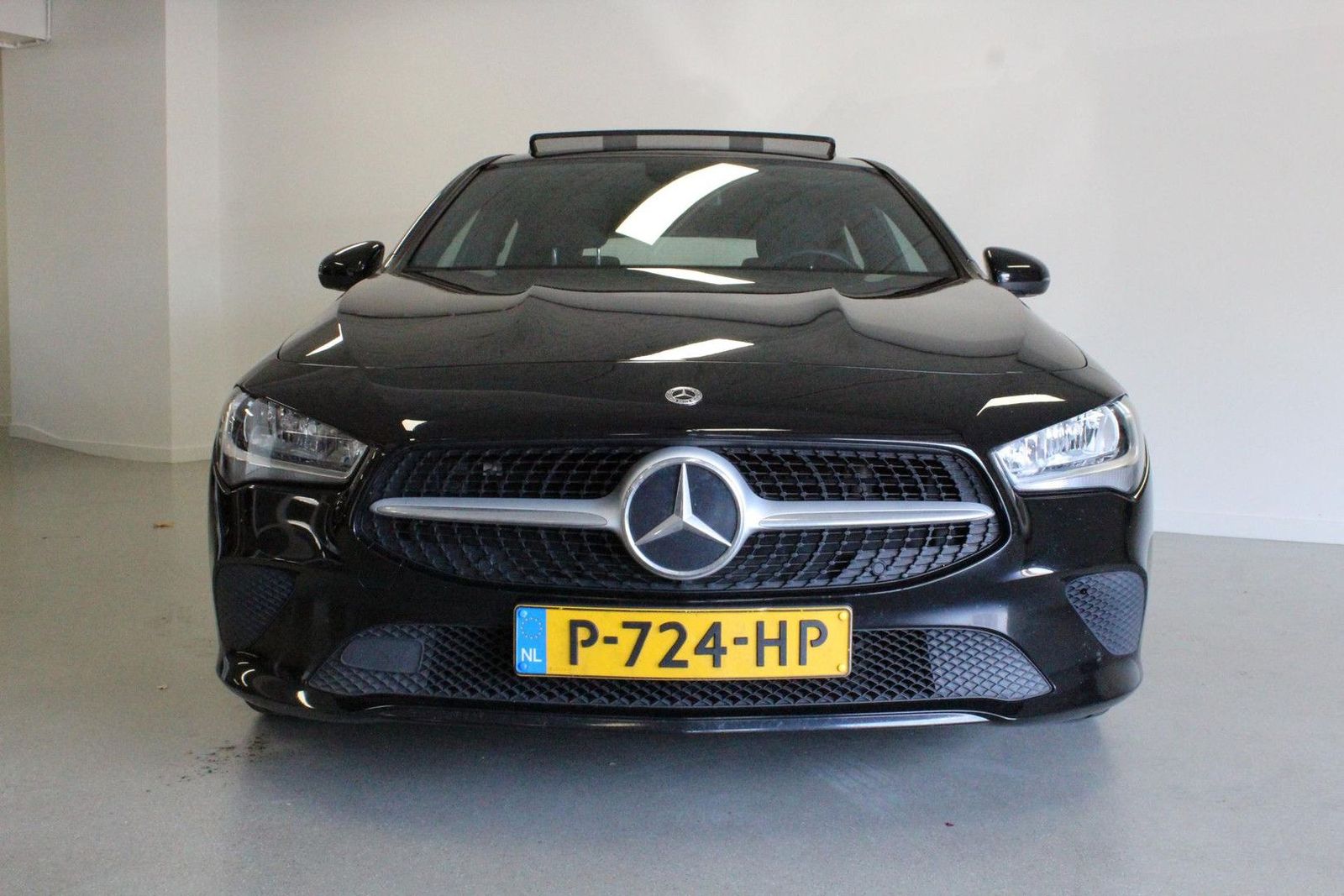 Mercedes-Benz CLA 200 Shooting Brake Business Line | PANO-DAK! imagem 3