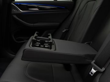 Fahrzeugabbildung BMW X3 xD20d Panoram Kamera DAB HiFi Komfort ACC 19"