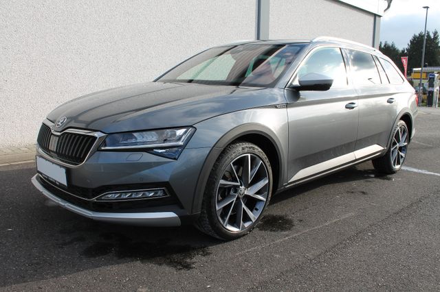 Skoda Superb 2.0 TSI DSG 4x4 Scout Combi Alu-19 Kamera