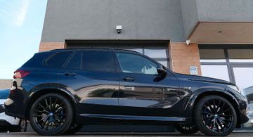 Bild 8 BMW X5 xDr.45e M-Sport,PA+,HUD,Laser,Belüft+Mas.22"
