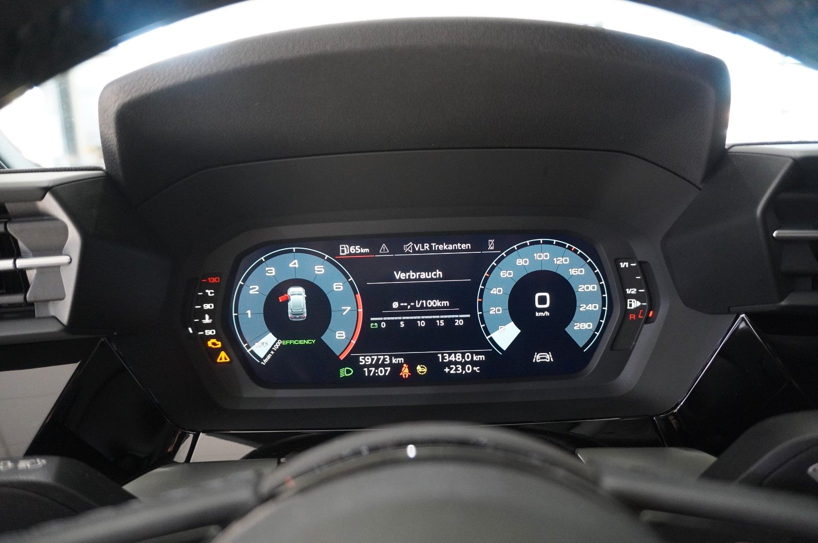 Fahrzeugabbildung Audi A3 Sportback 35 TFSI NAVI/LED/SHZ/VIRTU./TEMP.