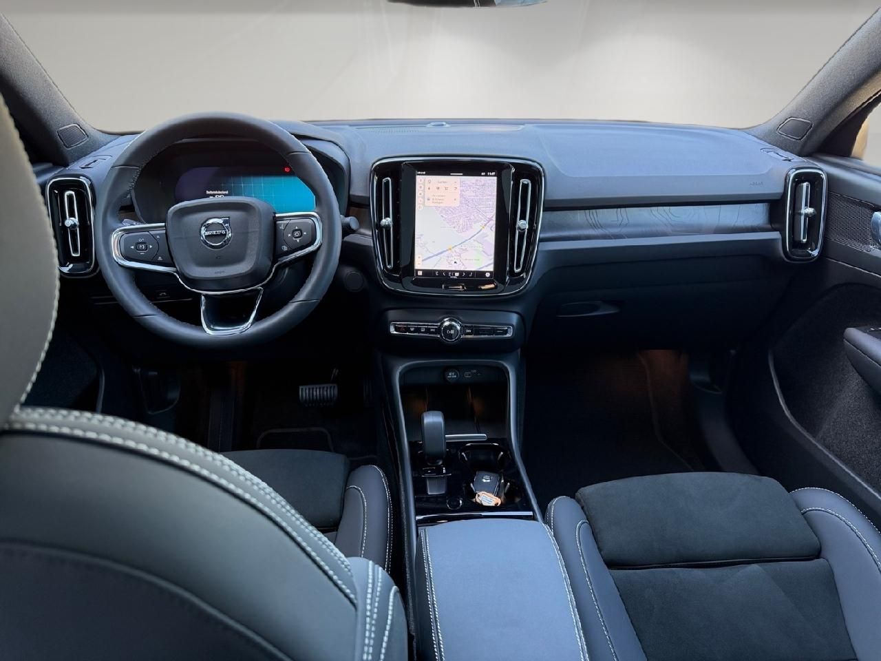 Fahrzeugabbildung Volvo C40 Single Engine FWD Plus Recharge