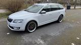 Skoda Octavia 1.4 TSI DSG Style Combi Style