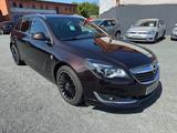 Opel Insignia A Sports Tourer Sport OPC-Line-Paket - Opel Insignia mit Diesel-Antrieb: Kombi, Opc Line