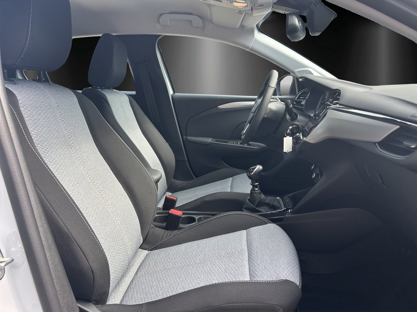 Fahrzeugabbildung Opel Corsa Edition 1,2 LED/KAMERA/SHZ/GRA/LANE/