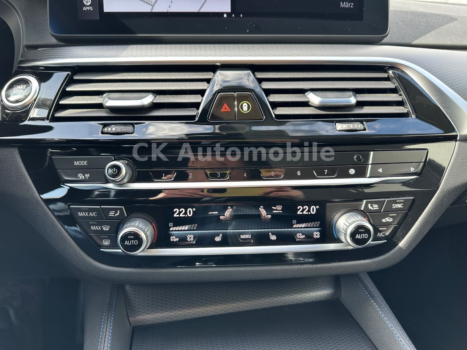 Fahrzeugabbildung BMW 520d xDrive M-Sport/Navi/Head-Up/LED/ACC/Kam.