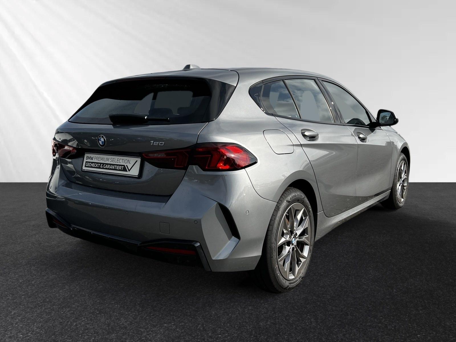 BMW 120 Panoramadach|DrivingAss.|Parkass.