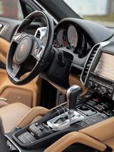 Porsche Cayenne Diesel - ATM bei 150.000 km - Porsche Gebrauchtwagen in Celle