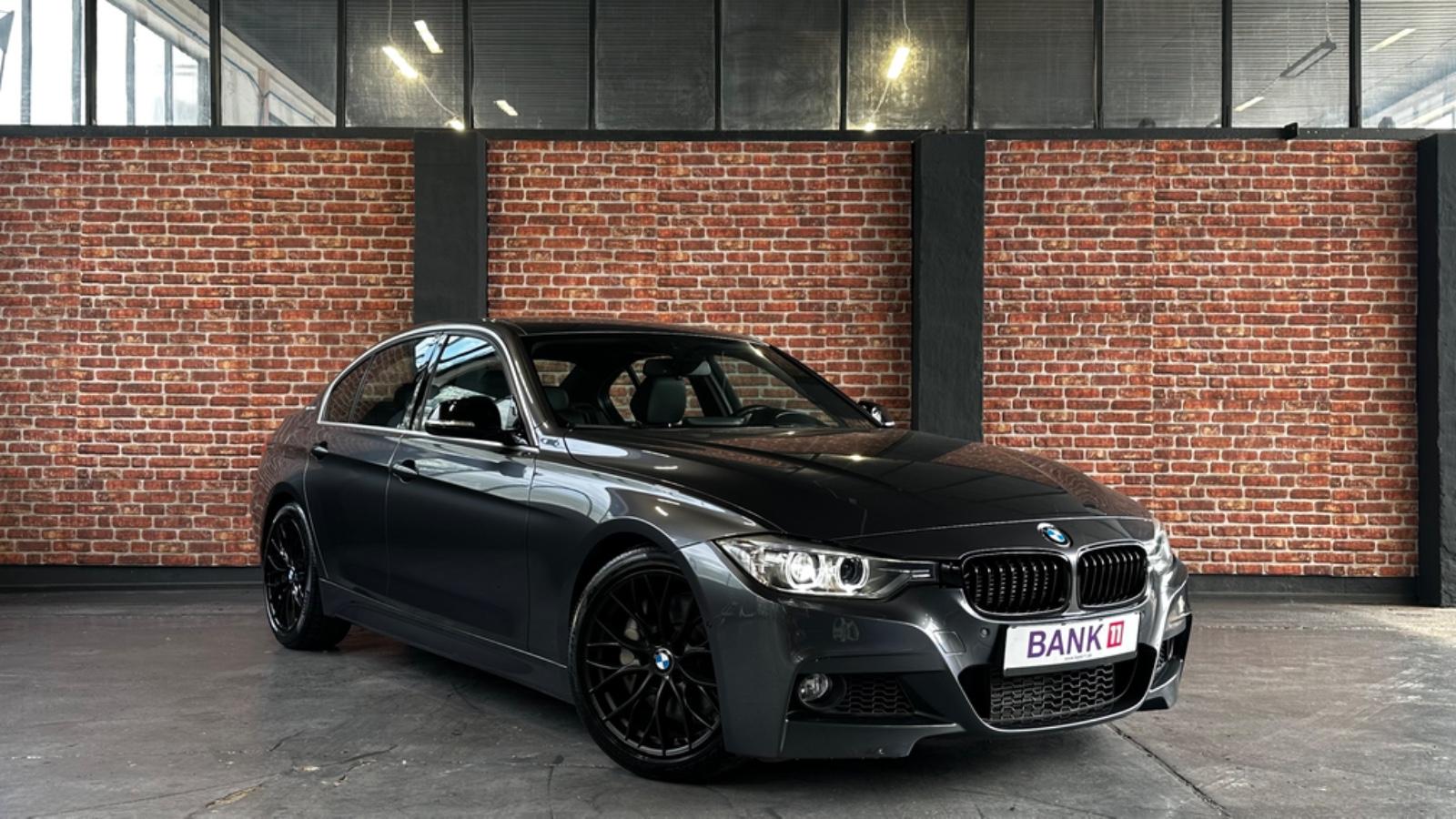 BMW 335i Hybrid | 306 ch | BVM | Cuir | Caméra | Sièges électriques | Sièges chauffants | Toit ouvrant