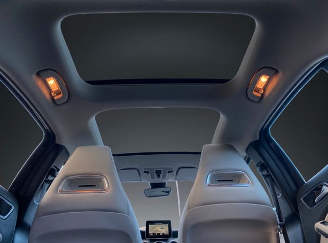 Mercedes-Benz GLA 180