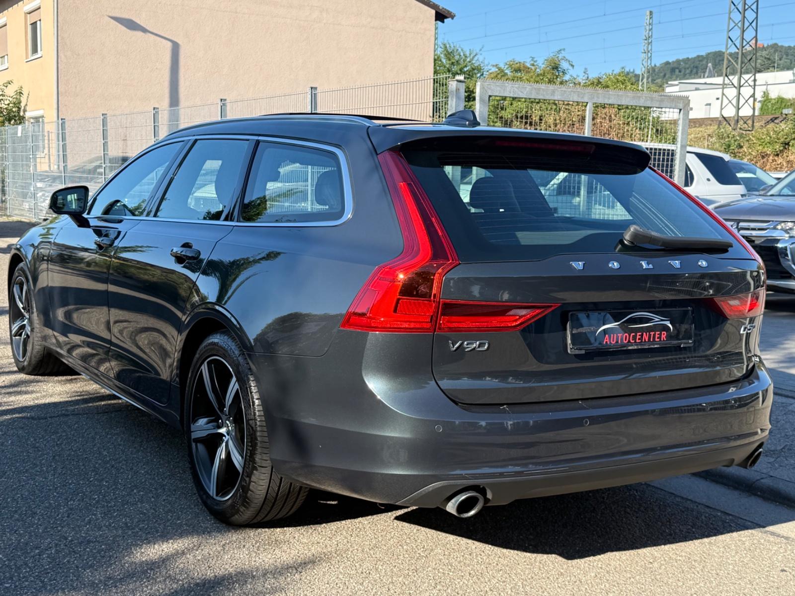 VOLVO V90 235 ch 4X4 BVA - HAYON ÉLECTRIQUE - PACK SPORT - TOIT OUVRANT