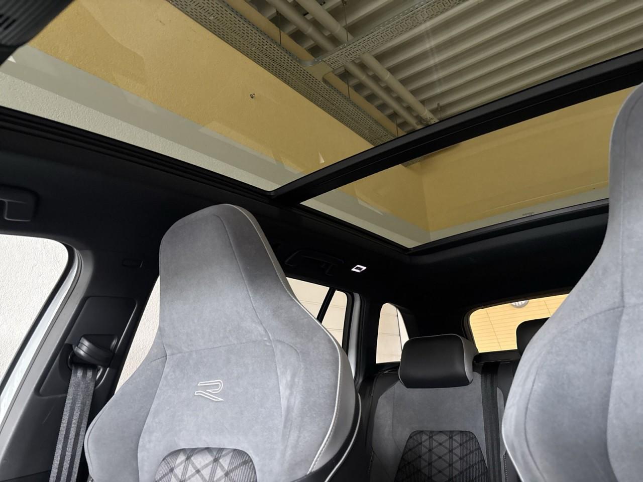 Volkswagen Golf VIII Variant 1.5 eTSI R-Line OPF DSG+DAB+RS, миниатюра 17
