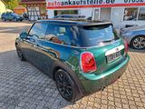 MINI Cooper D Aut. SHZ/PANORAMA/LEDER/NAVI/LED/1-HAND - mit Diesel-Antrieb: Schiebedach, Kleinwagen
