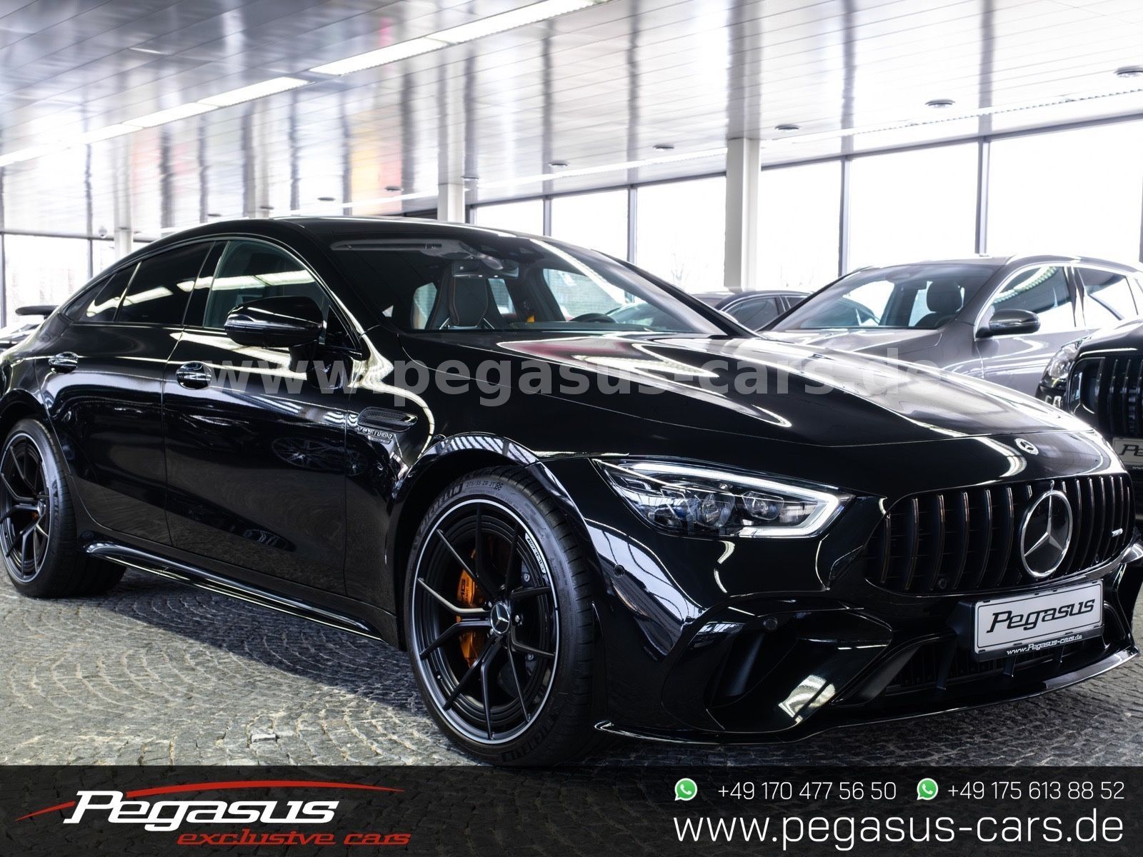 MERCEDES-BENZ AMG GT - 4