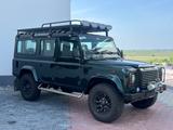 Land Rover Defender 110 Td5*SEILWINDE*SHZ*STDHZG* - Land Rover Defender mit Diesel-Antrieb: Geländewagen, Td5