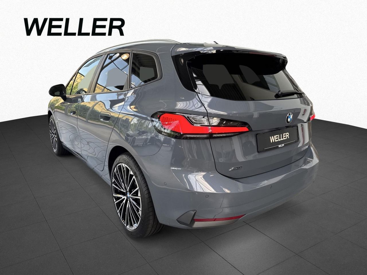 BMW 223 Active Tourer - Bild 6