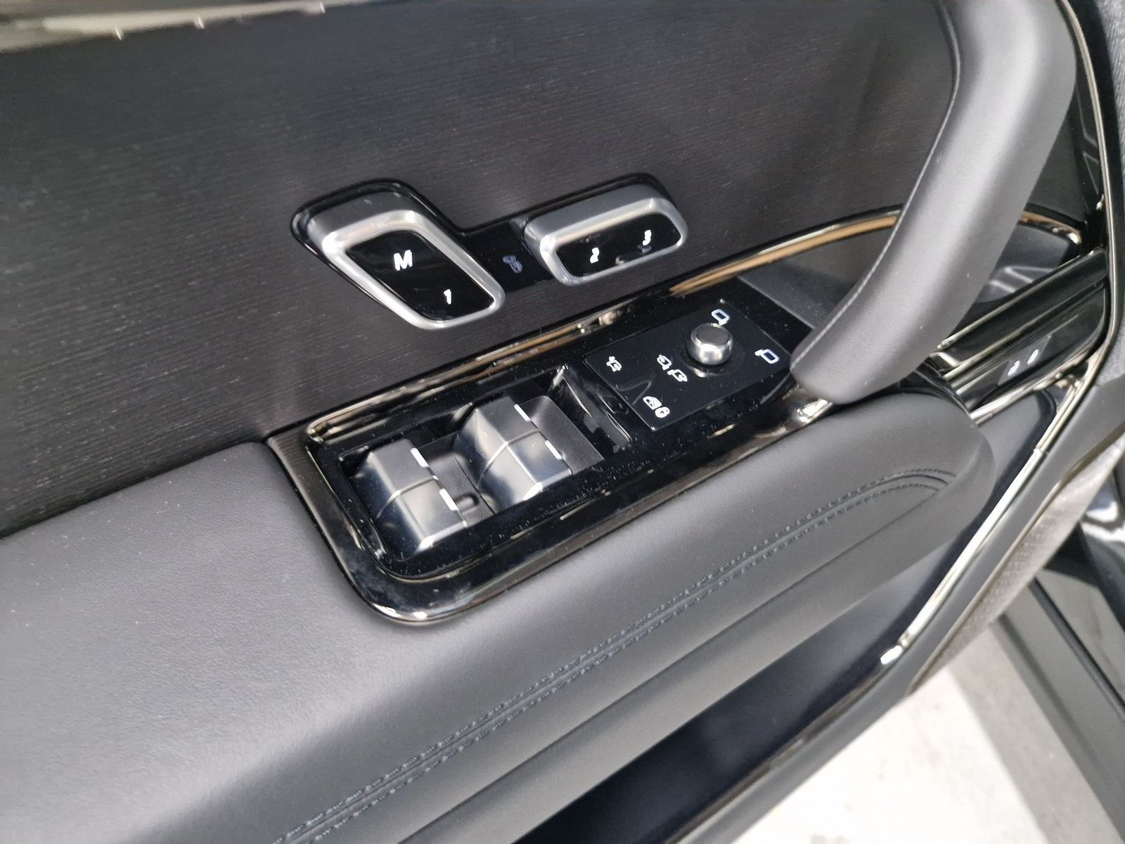 LAND ROVER Range Rover Sport  D350 Autobiography Black AHK – Bild 30