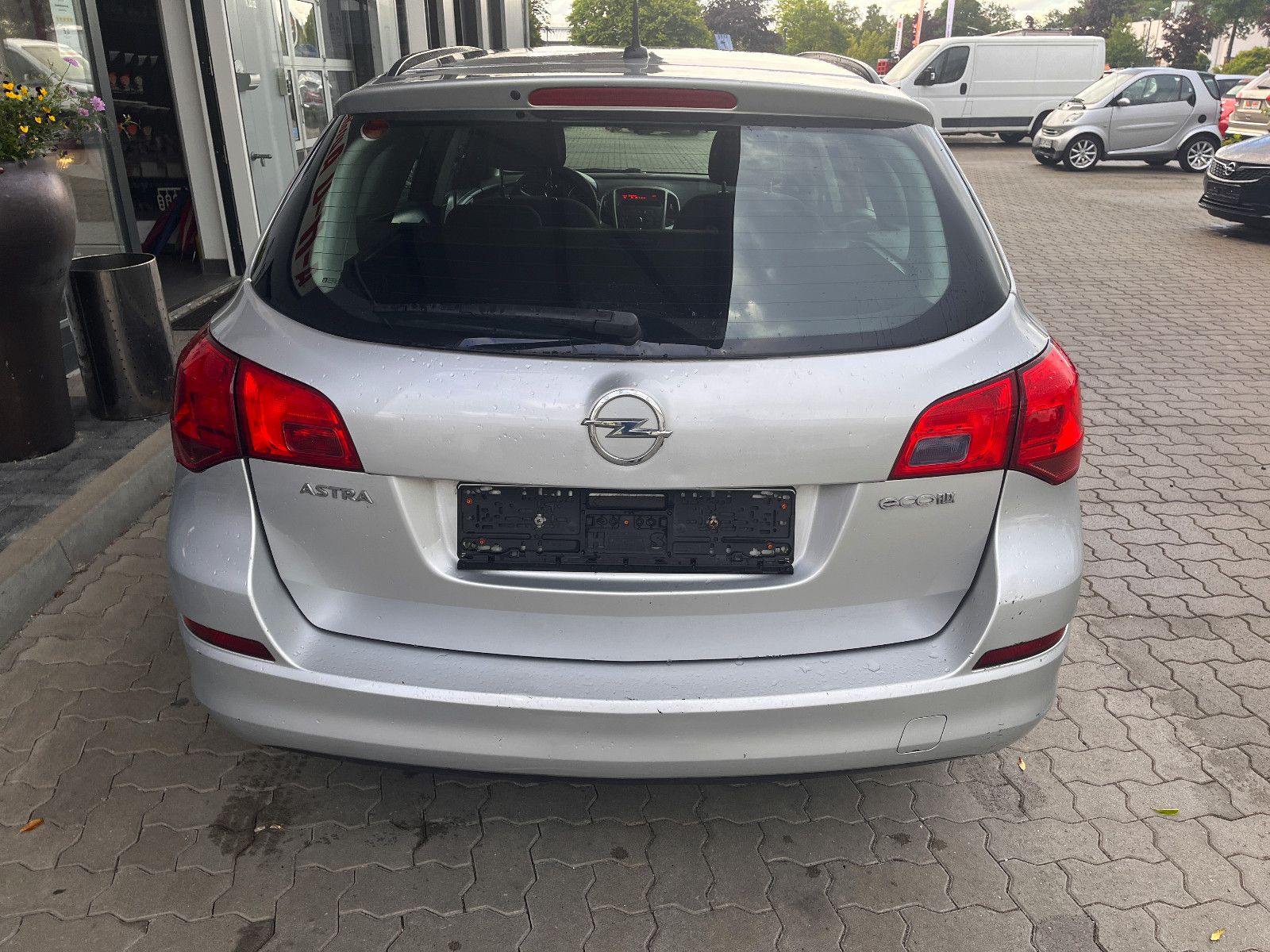 Fahrzeugabbildung Opel Astra J ST Selection 1.3 CDTi leichter Frontsch.