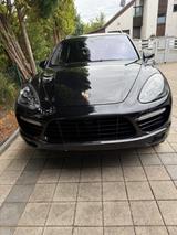 Porsche Cayenne Turbo Turbo - Porsche Cayenne: Schwarz