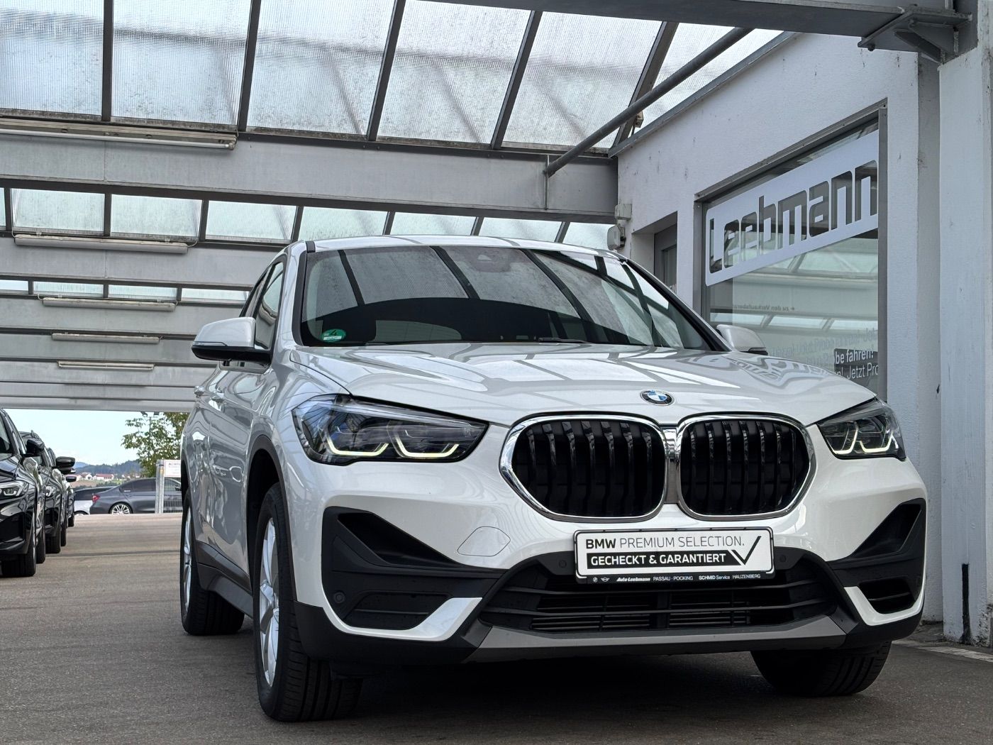 BMW X1 xDrive20i Advantage RFK AdaptLED foto 2