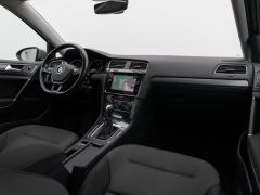 Foto Nummer 37: VW Golf