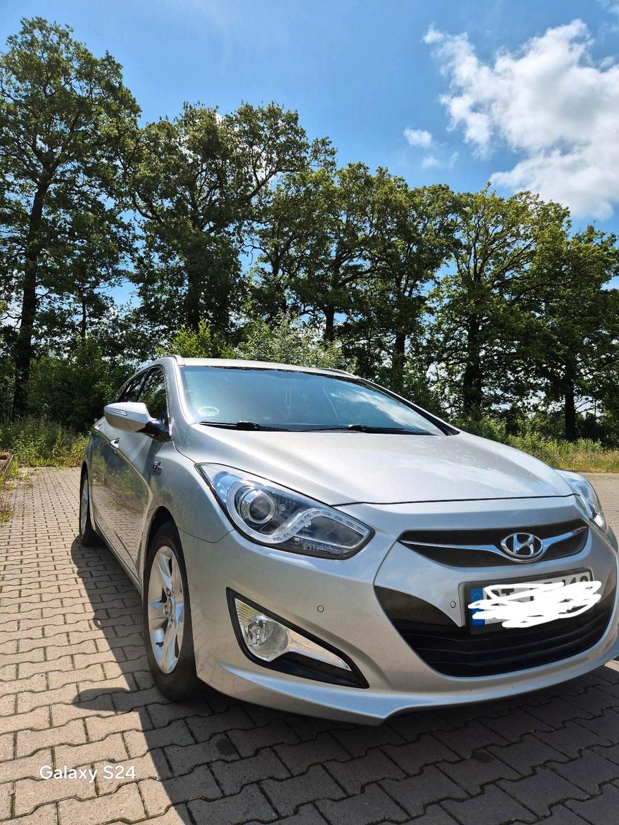 Hyundai i40 2013 — photo 8
