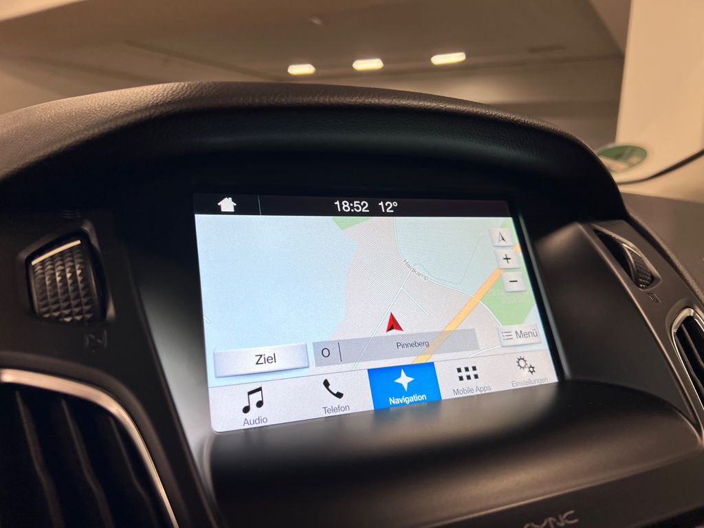 Ford FOCUS TURNIER BUSINESS/ 96.tKM/ GARANTIE/ NAVI/ Ford FOCUS TURNIER BUSINESS/ 96.tKM/ GARANTIE/ NAVI/