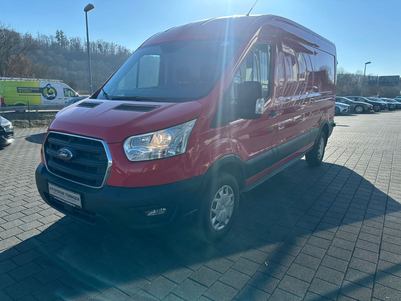 Fahrzeugabbildung Ford Transit 350 L3H2 *KLIMA*3 SITZE*KAMERA*PDC*TEMPO