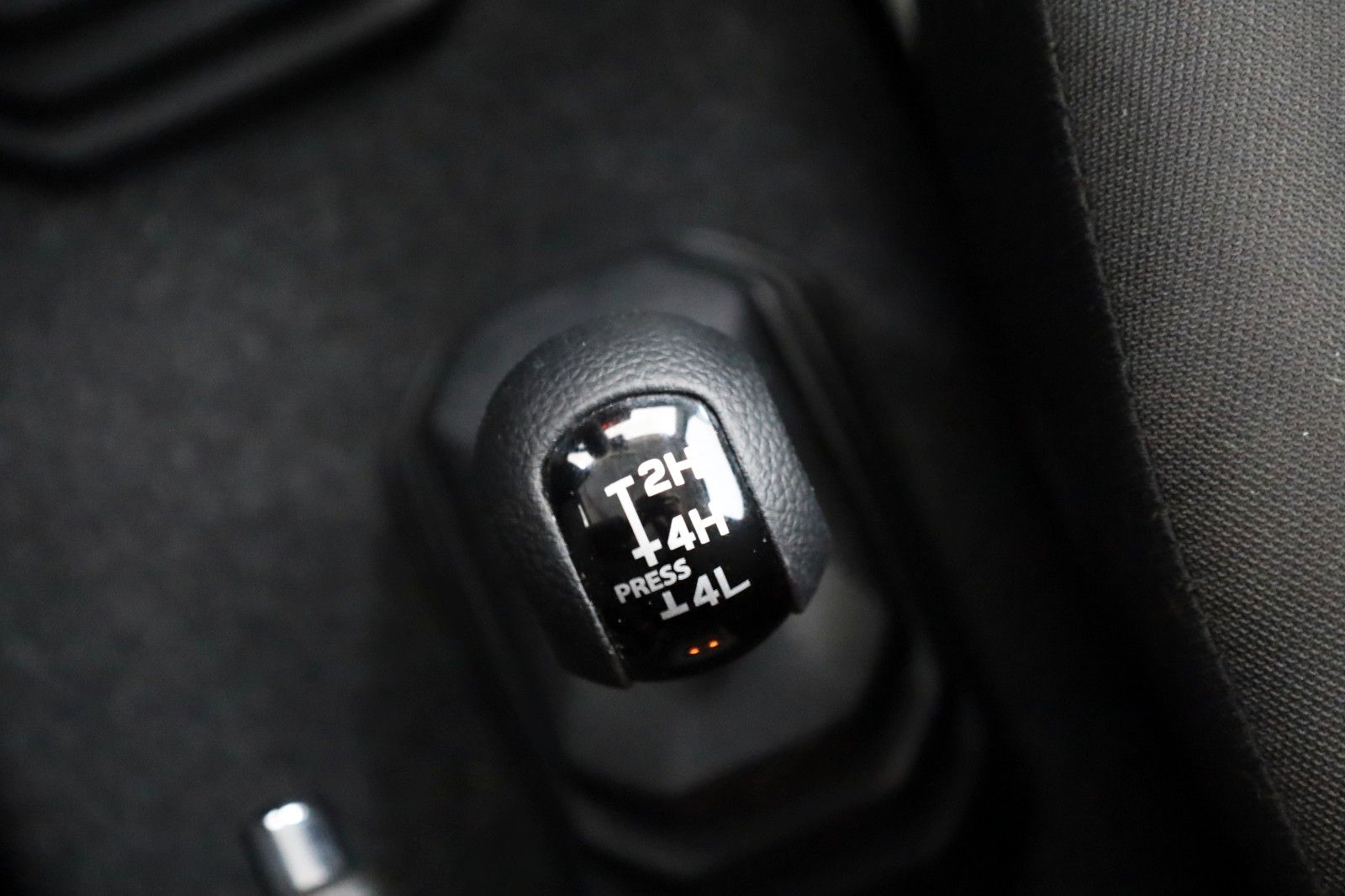 Fahrzeugabbildung Suzuki Jimny Comfort AllGrip NFZ,Temp.,Allterrain, AHK