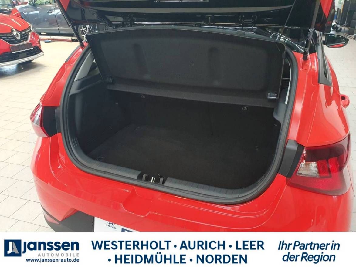 Fahrzeugabbildung Hyundai New i20 1.0 T-Gdi (100PS) 48V M/T Trend Assisten