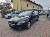 Volvo V50 D2 R-design - Volvo V50: R Design