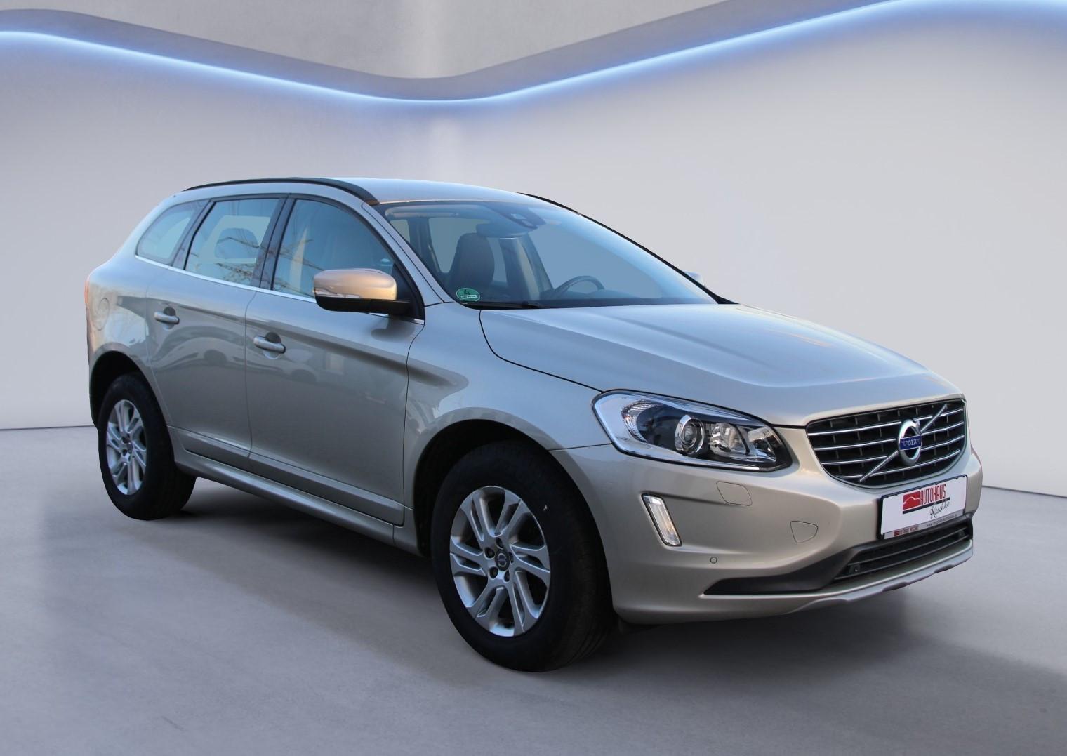 Volvo XC60 Momentum AWD Automatik/ Xenon/ 70tkm!