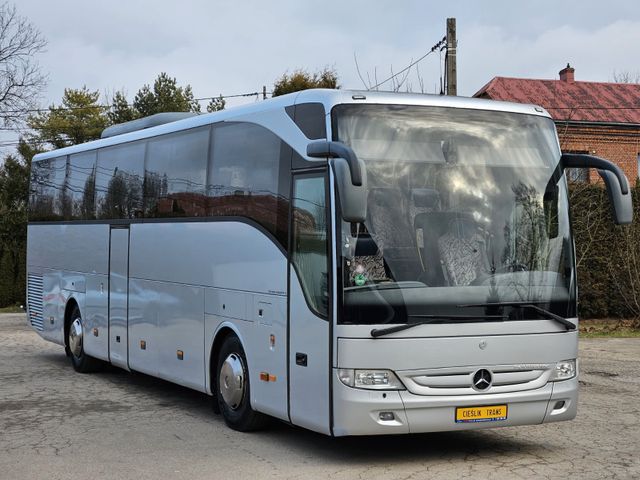 Mercedes-Benz Tourismo 15 RHD