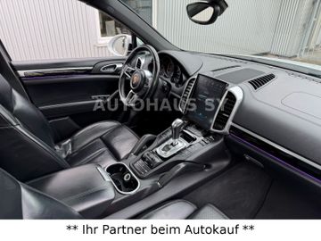 Porsche Cayenne - 11
