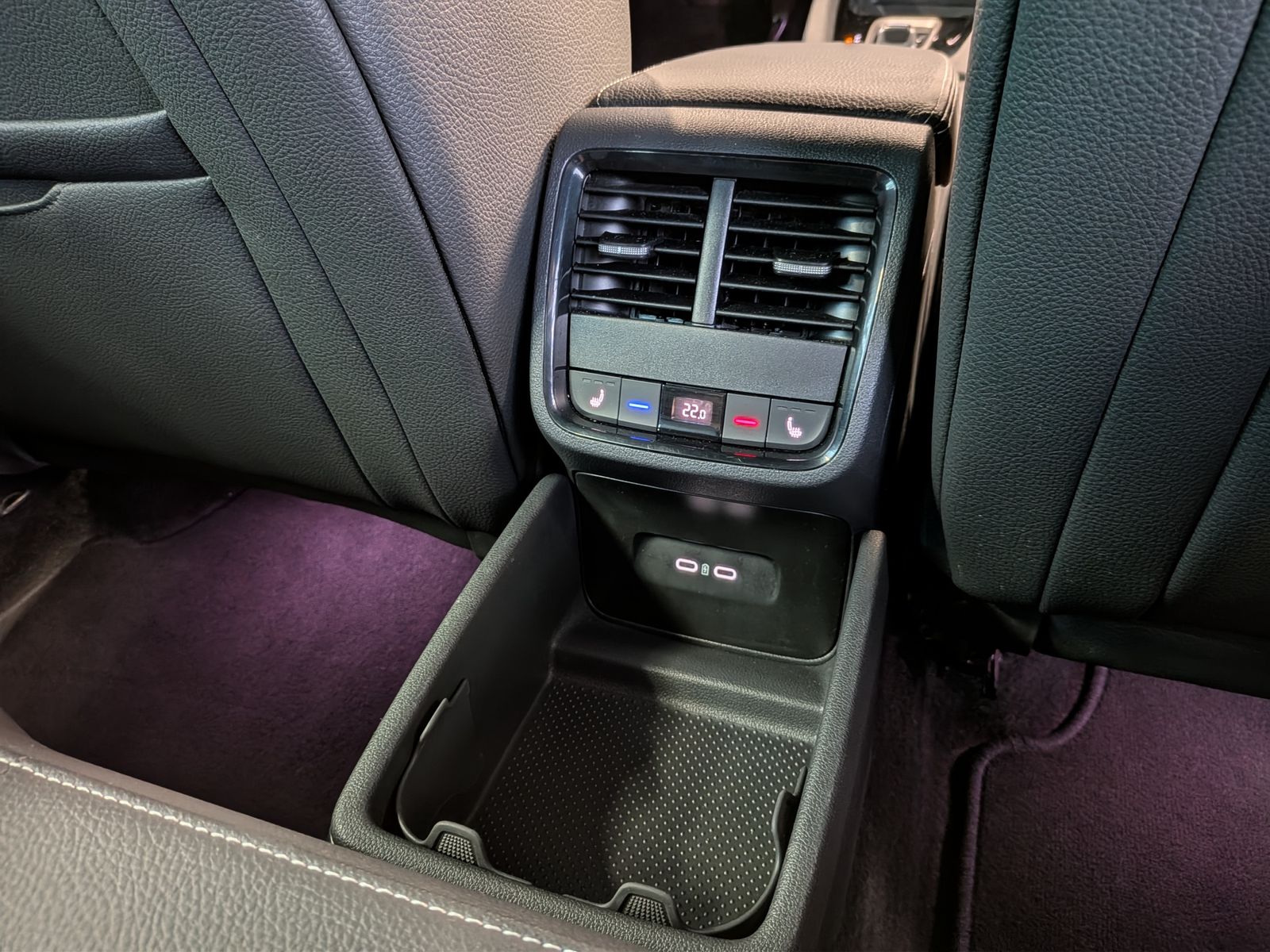 Fahrzeugabbildung SKODA Octavia 2.0 TDI DSG Sportline Matrix AHK 5J-Gara