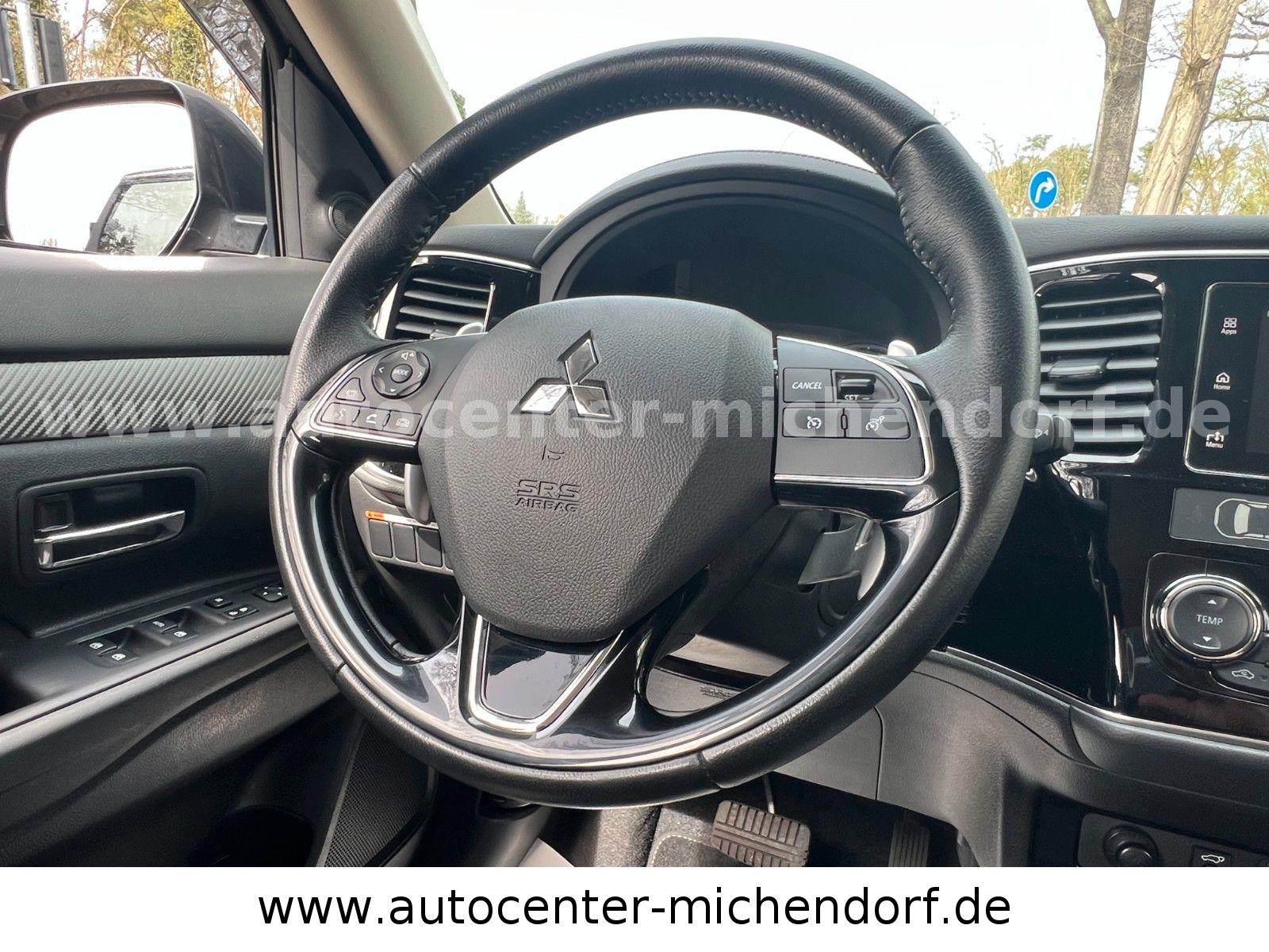 Mitsubishi Outlander *Automatik*AHK*8Fach bereift*4WD