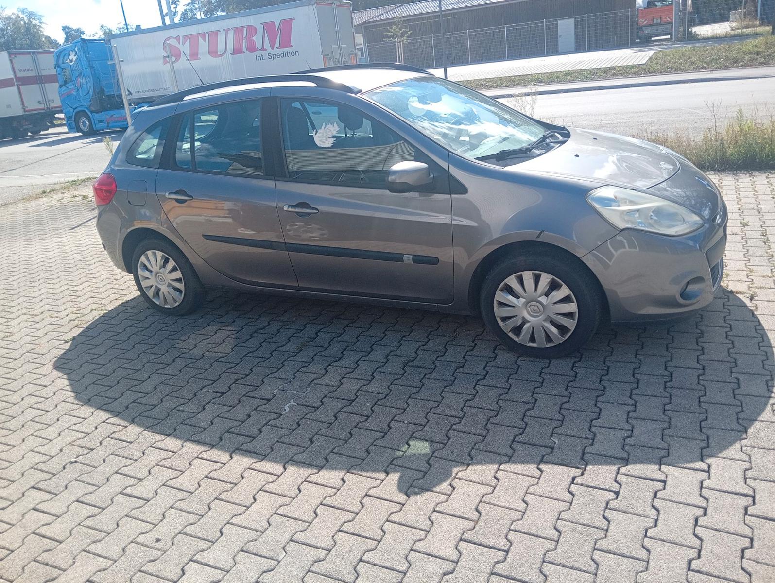 Renault Clio 2012 — engine 1.149 cm³, 75 HP (55kW)