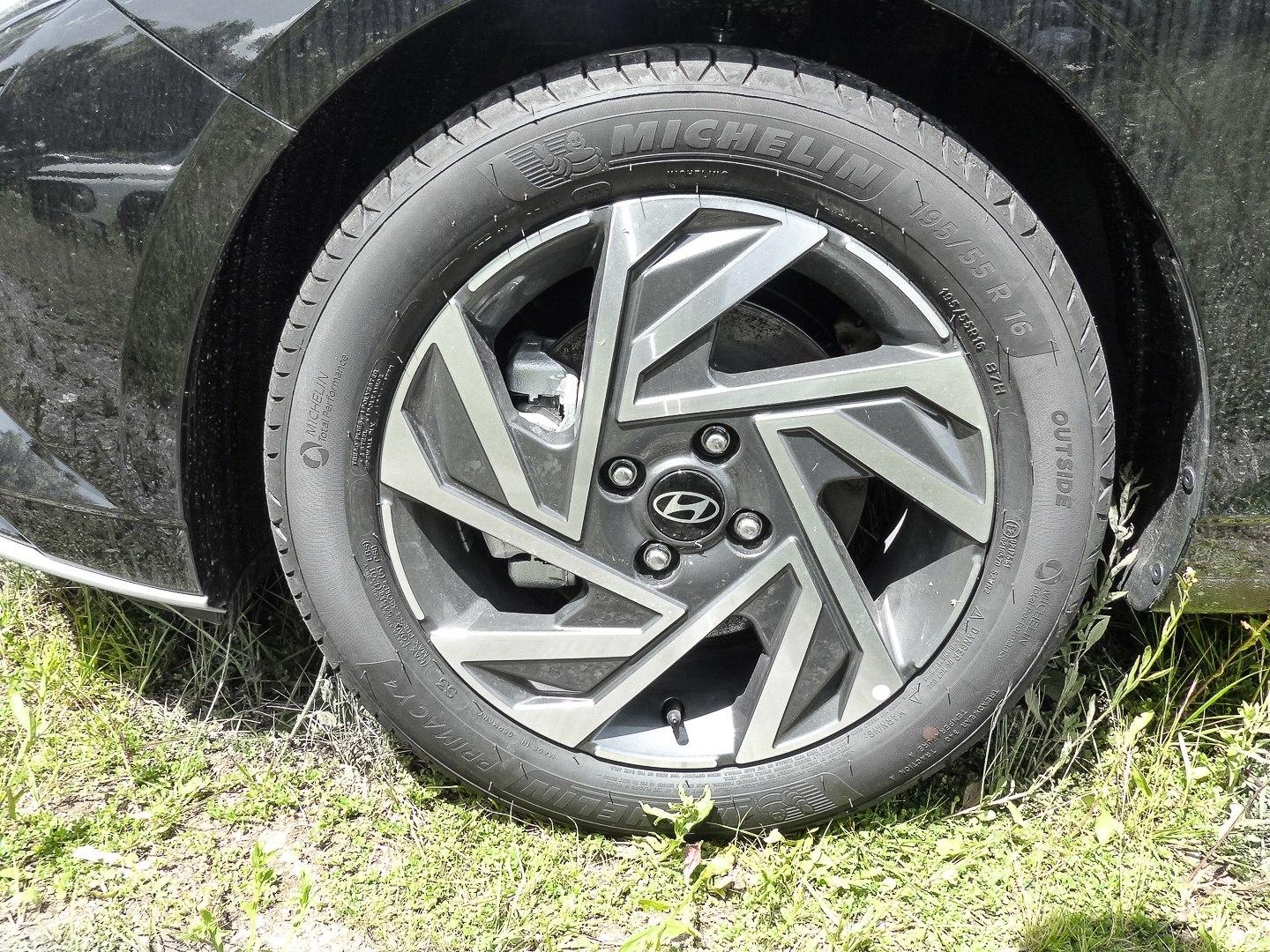 Hyundai i20 TREND, MY26, 1.0 T-GDI, BOSE, KOMF.PAKET, NA