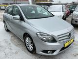 Mercedes-Benz B 180*Automatik*42TKM*1.HD*TÜV NEU - scheckheftgepflegte Mercedes B 180